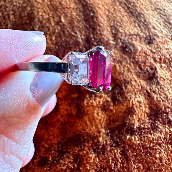 Bloomingdale’s Cocktail Silver Ring- Size 7 - Picture 3 of 5